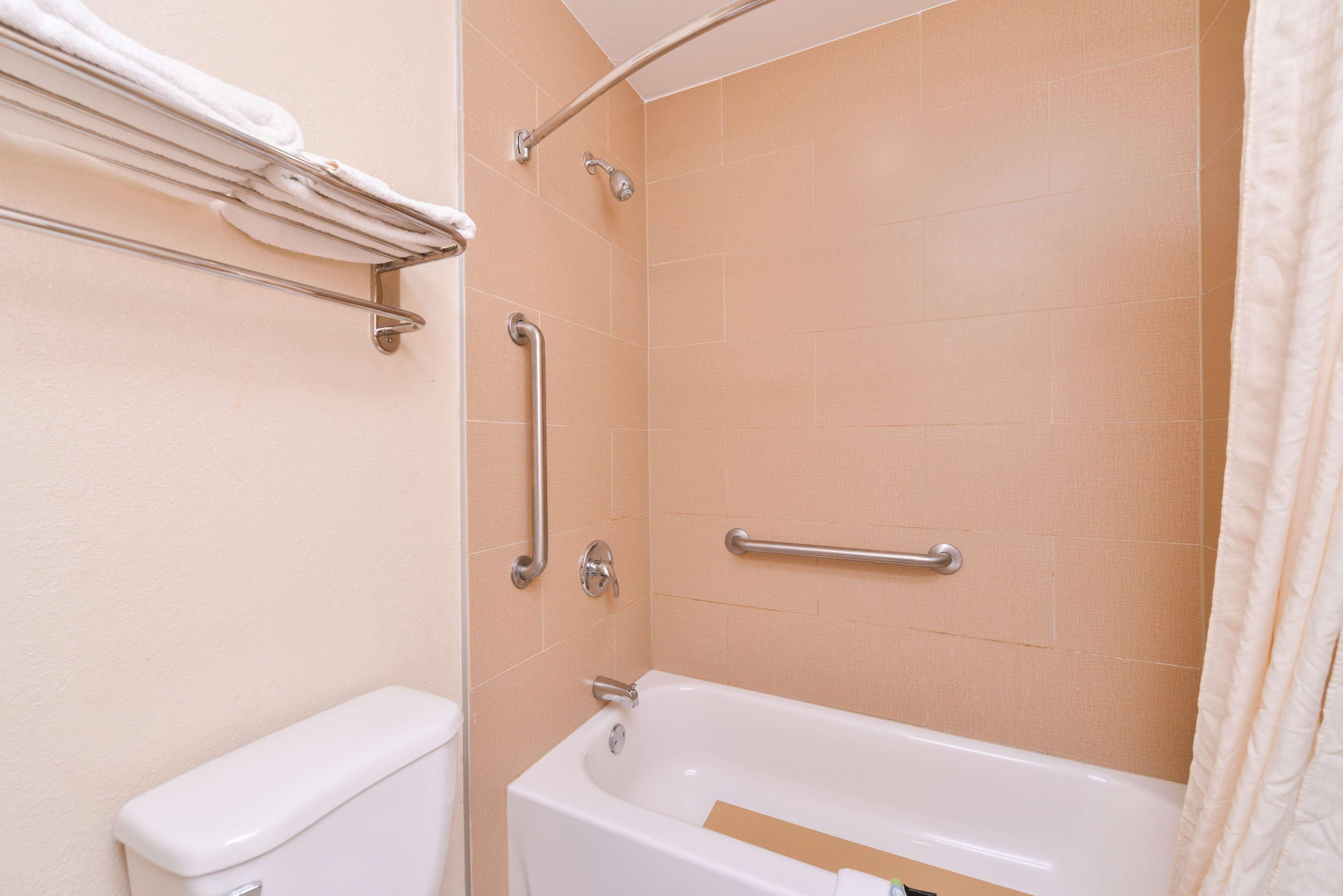 Americas Best Value Inn-Nashville/Airport South Eksteriør billede